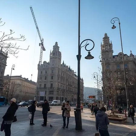 Convenient In The Heart Of Downtown شقة