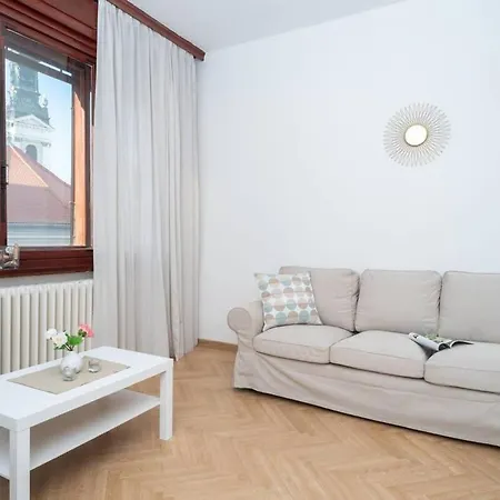 Convenient In The Heart Of Downtown Appartamento Budapest